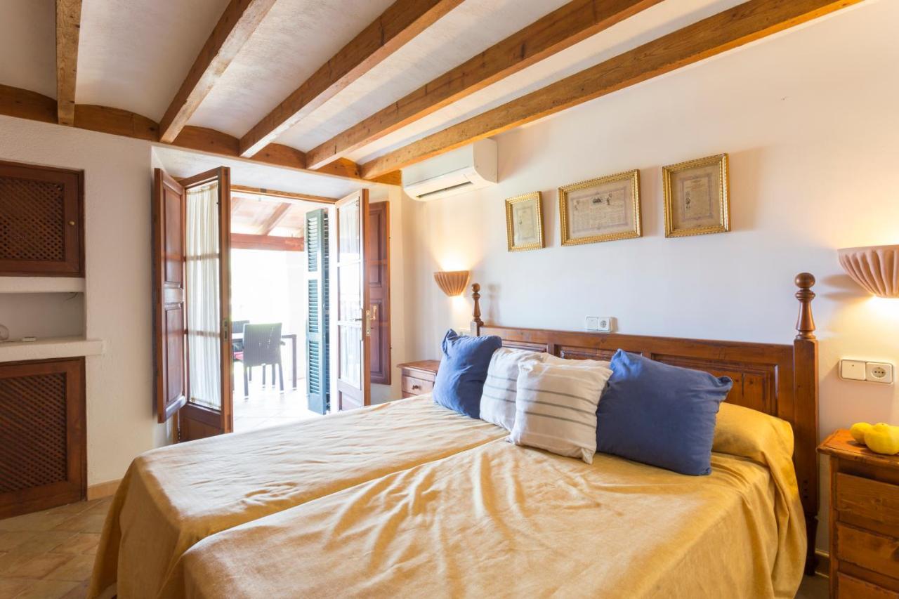 Puerto De Pollensa Villas And Apartments, With Private Mountain Ideal For Runners, Trailers,Near Puerto Pollensa Beach Approximately 5 Minutes Walking, Unique Experience In A Ullal Old Typical Mallorca House With Private Mountain And Near To The Beac Εξωτερικό φωτογραφία