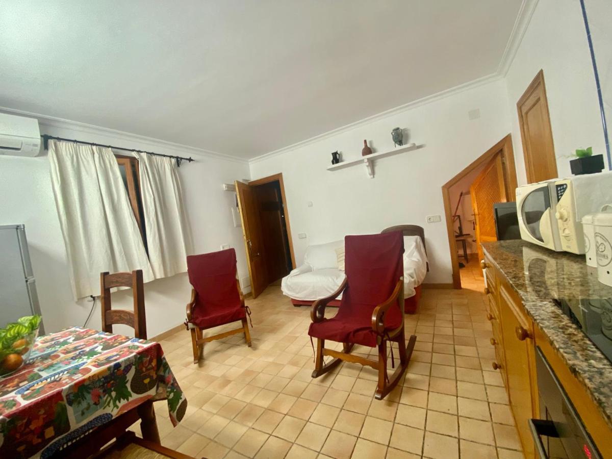 Puerto De Pollensa Villas And Apartments, With Private Mountain Ideal For Runners, Trailers,Near Puerto Pollensa Beach Approximately 5 Minutes Walking, Unique Experience In A Ullal Old Typical Mallorca House With Private Mountain And Near To The Beac Εξωτερικό φωτογραφία