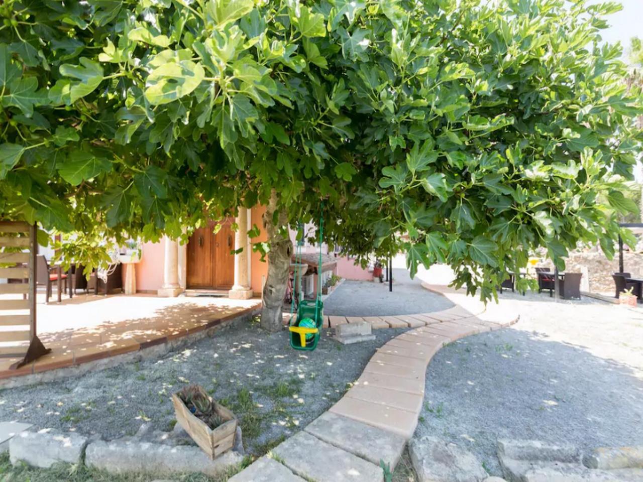 Puerto De Pollensa Villas And Apartments, With Private Mountain Ideal For Runners, Trailers,Near Puerto Pollensa Beach Approximately 5 Minutes Walking, Unique Experience In A Ullal Old Typical Mallorca House With Private Mountain And Near To The Beac Εξωτερικό φωτογραφία